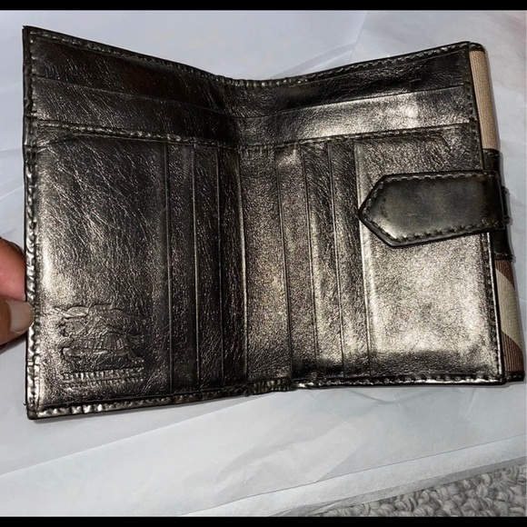 (SOLD) Burberry Nova Check wallet Metallic As-Is (Authenticated) - Picture 3 of 8